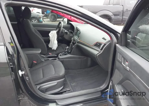 2018 Hyundai Elantra Value Edition из США, поврежденный, VIN 5NPD84LFXJH395164